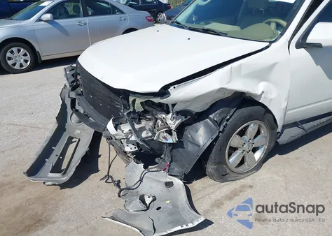 2011 Ford Escape Limited from USA, damaged, VIN 1FMCU0EG4BKB13038